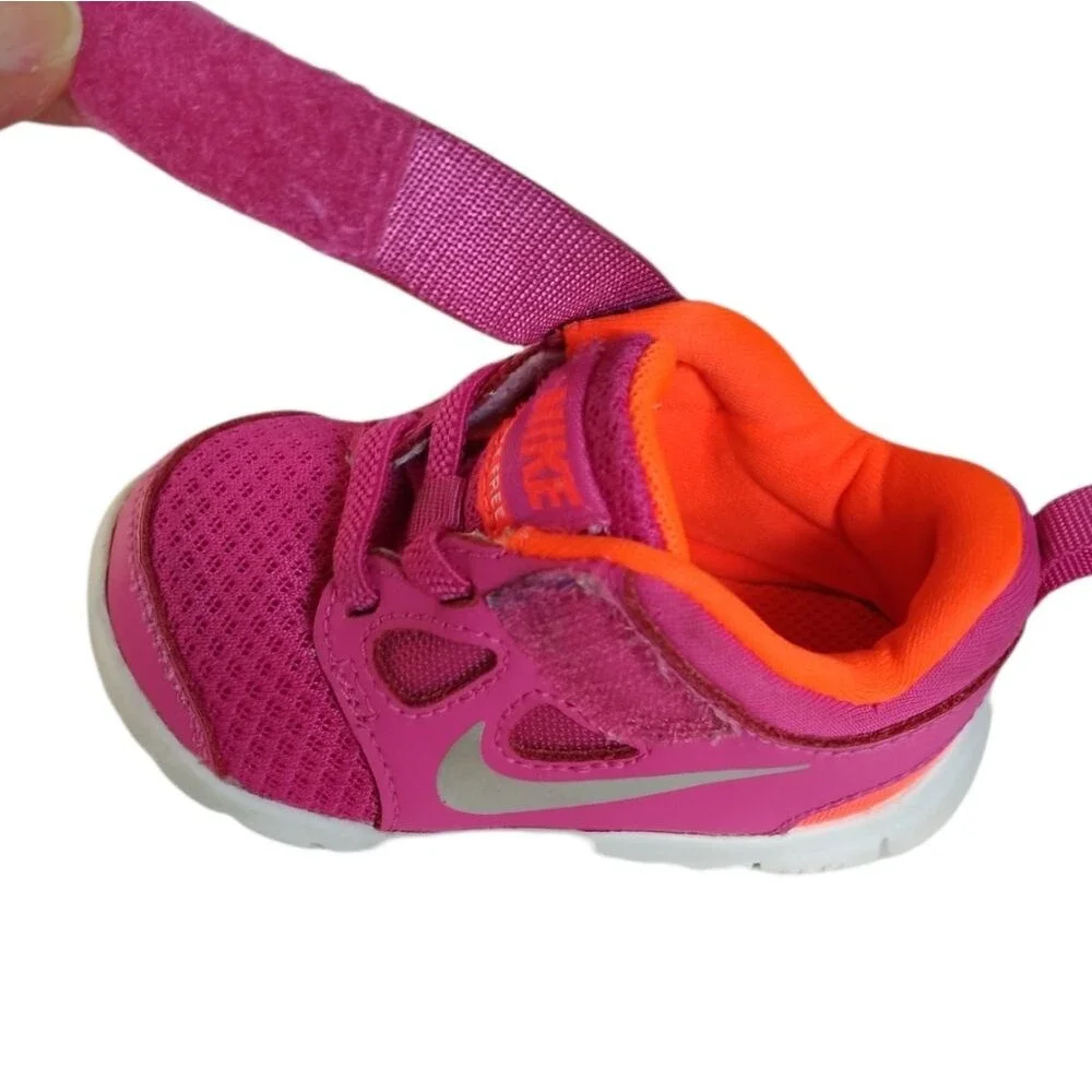 Nike girls free